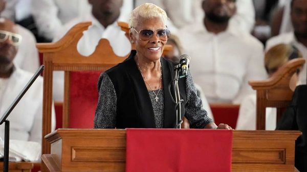 Cissy Houston Mourned by Dionne Warwick, Politicians and More at Longtime Church 