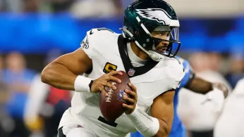 Chargers, Eagles in Giving Mood With Three-Turnover Play